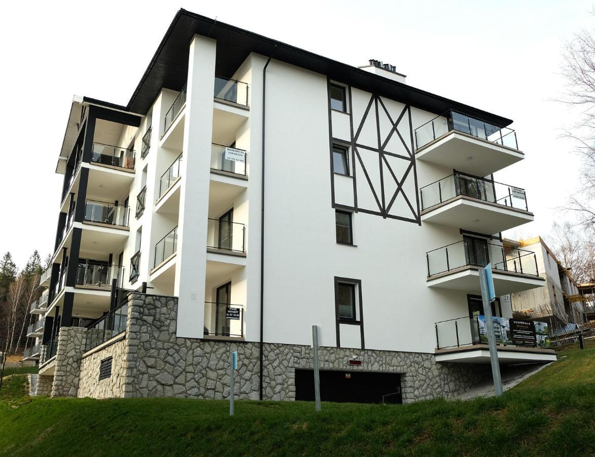 Apartamenty Rebergen w kompleksie Apartamenty Piano Swieradow-Zdroj Bagian luar foto