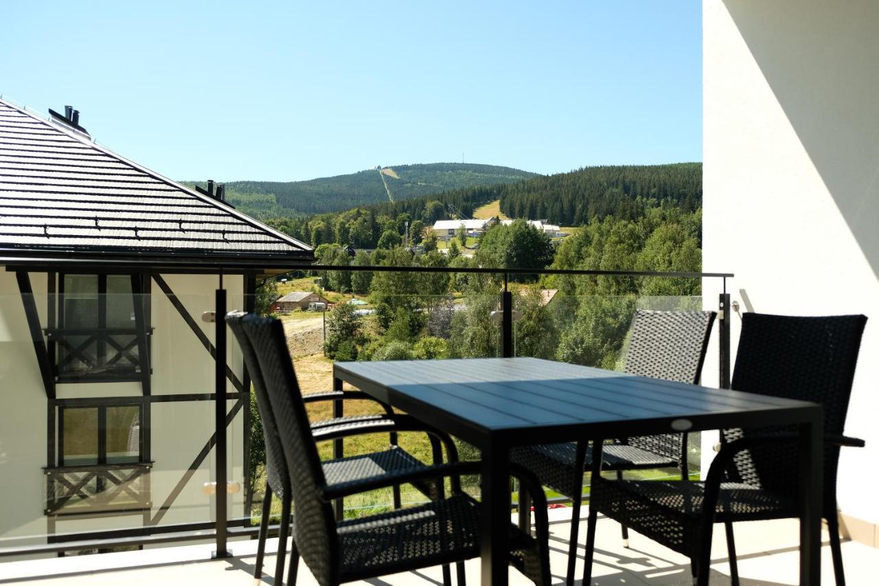 Apartamenty Rebergen w kompleksie Apartamenty Piano Swieradow-Zdroj Bagian luar foto